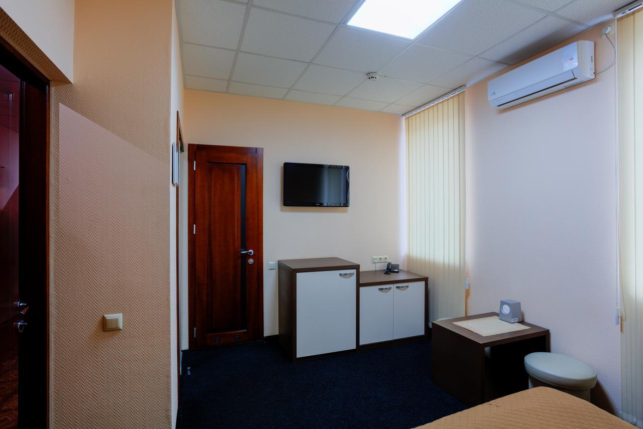 Comfort Hotel&Hostel Zaporizhia Exterior foto