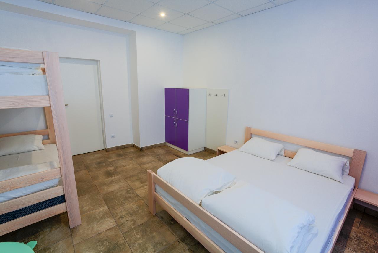 Comfort Hotel&Hostel Zaporizhia Exterior foto